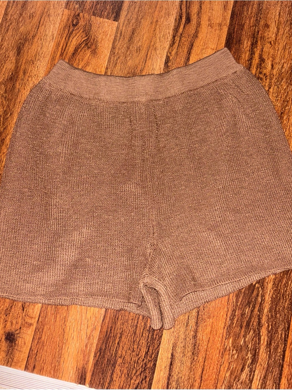 Zenana Outfitters Brown sweater like knit shorts so nice new